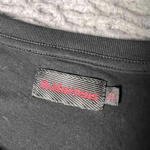 Dr. Martens AirWair T Shirt Mens XL Black Graphic Short Sleeve Crewneck - Picture 3 of 8